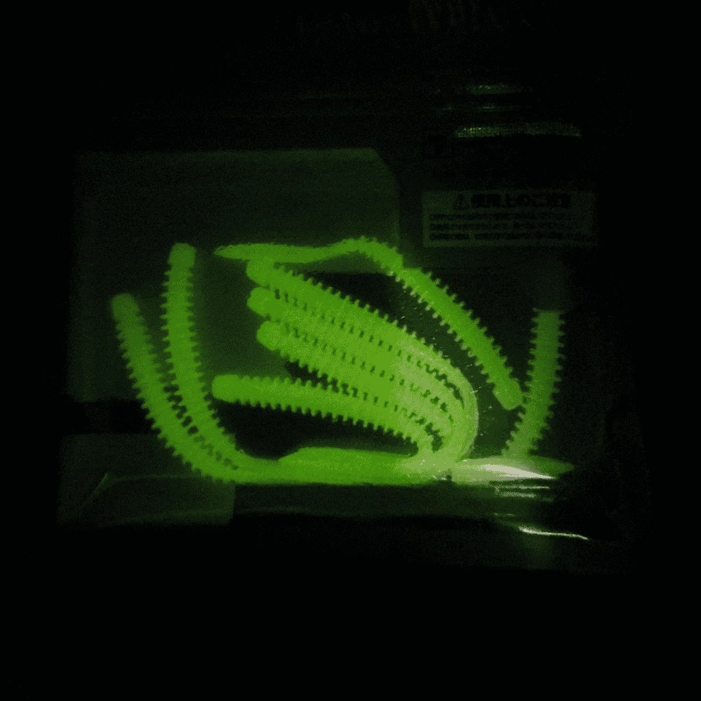 Jackall Peke Ring 3’’ (7.6 cm) Glow Chart Kokulu Silikon Yem