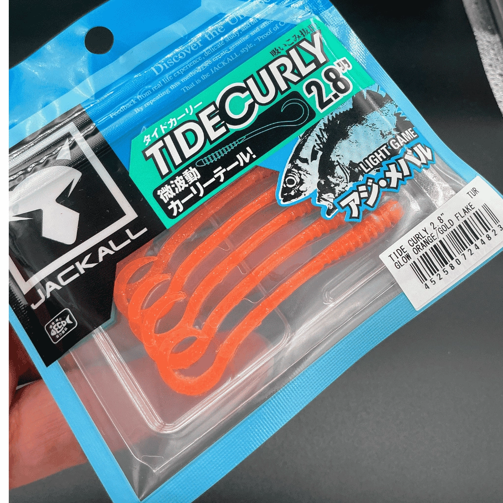Jackall Tide Curly 2.8’’ (7.1 cm) Glow Orange Gold Flake Silikon Yem