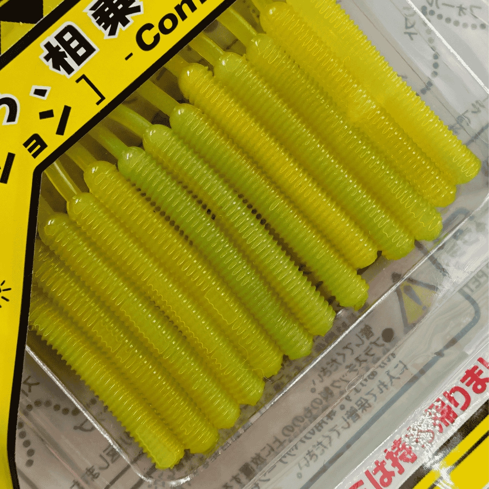 Smith Screw Tail Grub 1.5’’ Combination COM6 Globe LightGreen/Glow Chart
