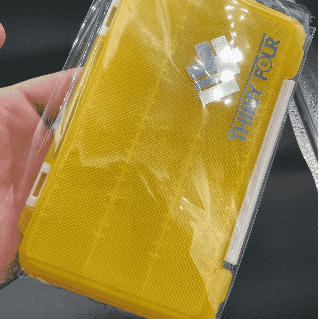 Thirty34Four Freely Slim Case L Yellow (Sarı) LRF Silikon Kutusu